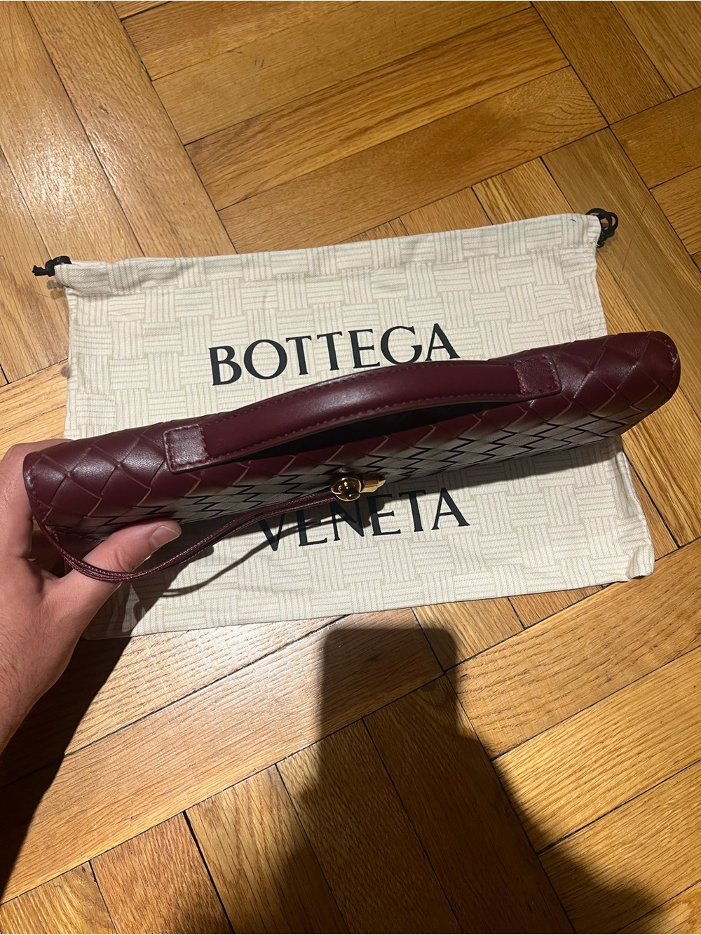 Bottega Veneta Intrecciato Andiamo Top Handle Clutch Barolo (red) Brand New - Picture 3 of 9